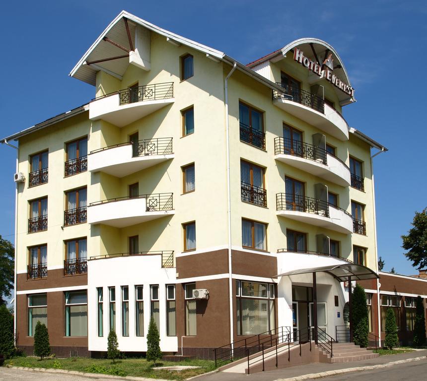 Hotel Everest Târgu-Mureş Exteriér fotografie