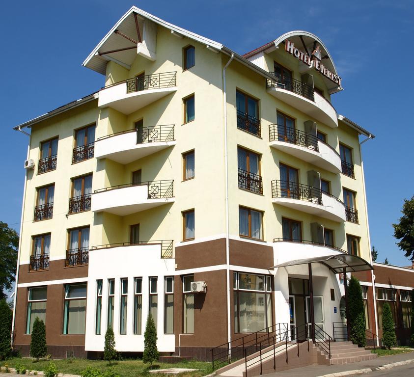 Hotel Everest Târgu-Mureş Exteriér fotografie