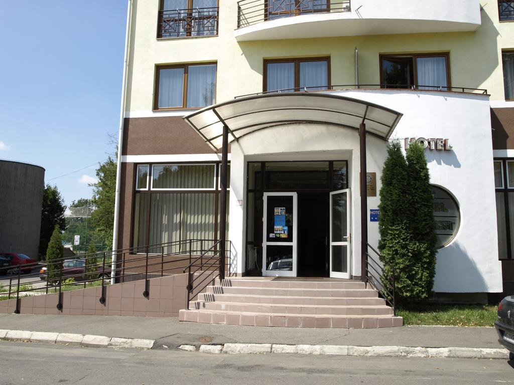 Hotel Everest Târgu-Mureş Exteriér fotografie