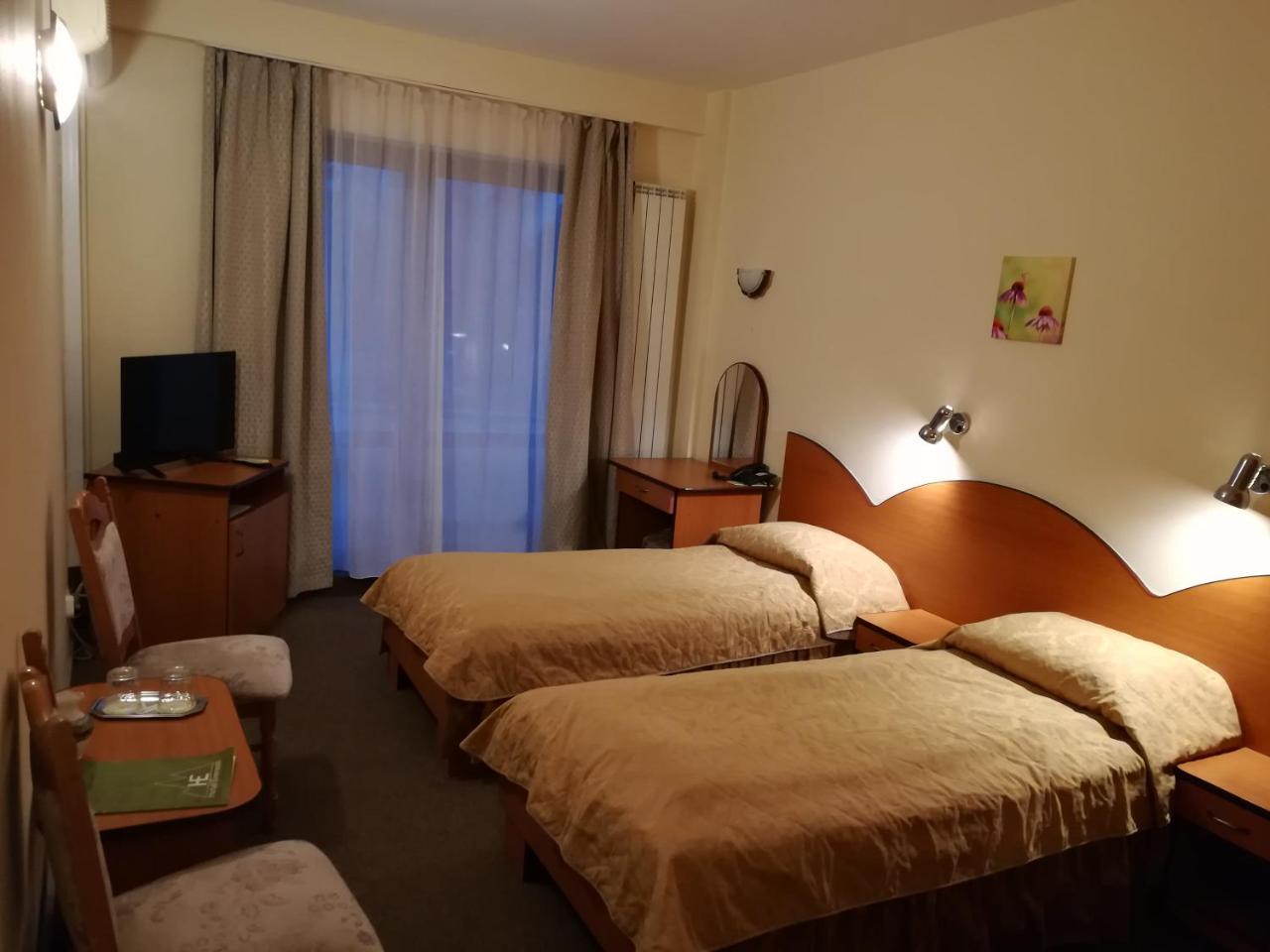 Hotel Everest Târgu-Mureş Exteriér fotografie
